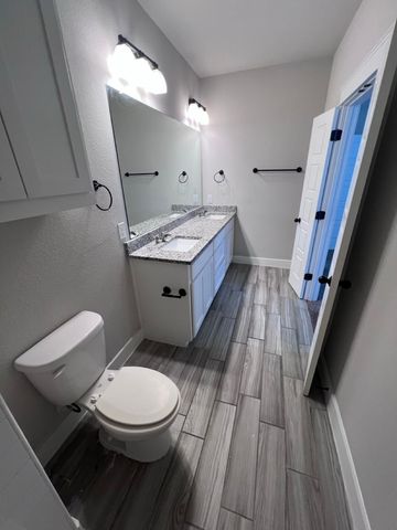 1203 N Tennessee Street C, Mckinney, TX 75069