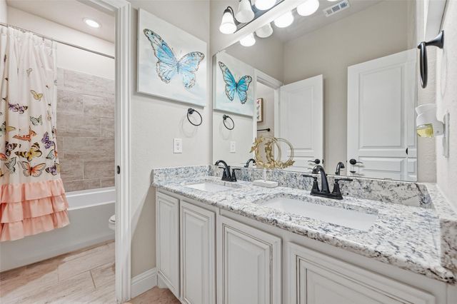 1421 Nighthawk Lane, Mansfield, TX 76063