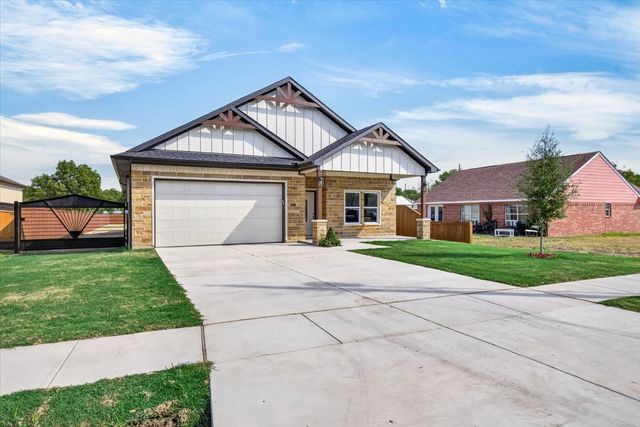 602 Crenshaw Street, Terrell, TX 75160