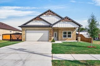 602 Crenshaw Street, Terrell, TX 75160