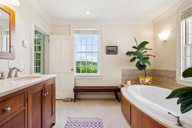 16 Olcott Road, Norwich, VT 05055