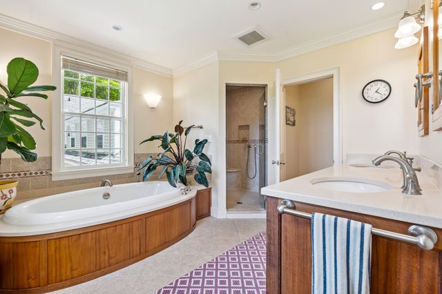 16 Olcott Road, Norwich, VT 05055