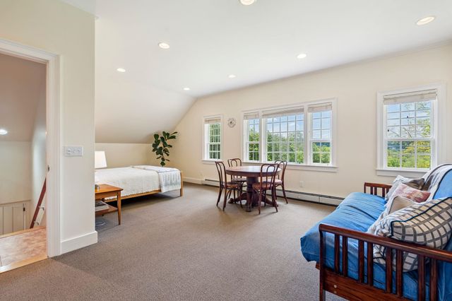 16 Olcott Road, Norwich, VT 05055