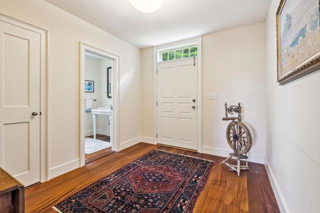 16 Olcott Road, Norwich, VT 05055