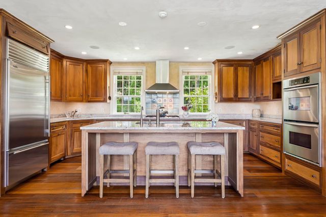 16 Olcott Road, Norwich, VT 05055