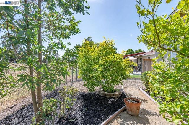 5345 Lilac Ave, Livermore, CA 94551