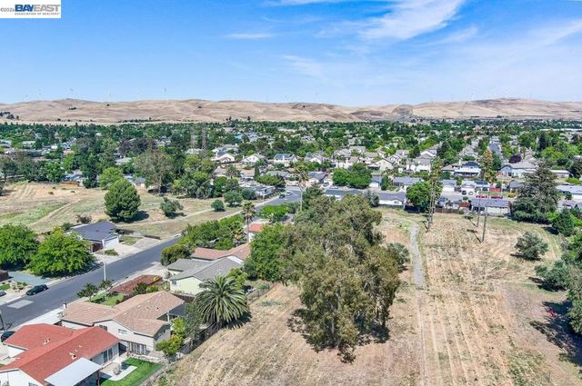 5345 Lilac Ave, Livermore, CA 94551