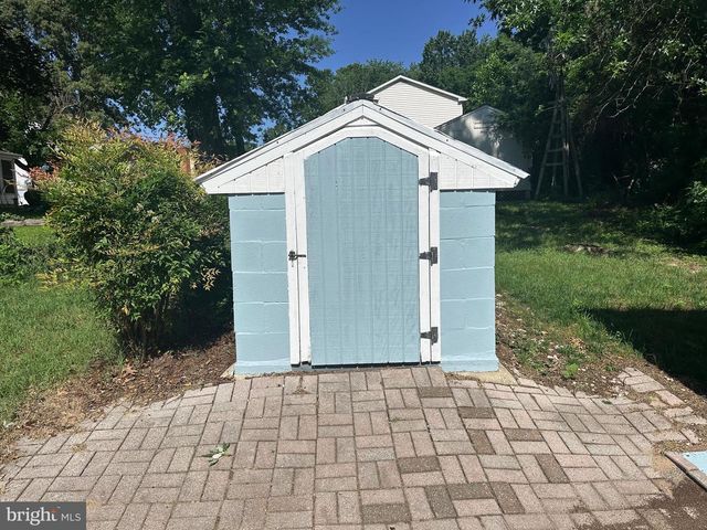 1346 AVA RD, Severn, MD 21144