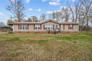 6955 Garrett Store Road, Liberty, NC 27298