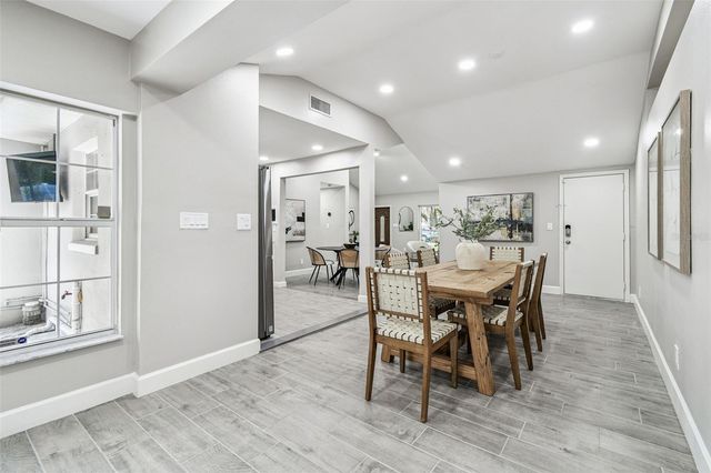 2 S TREASURE DRIVE, Tampa, FL 33609