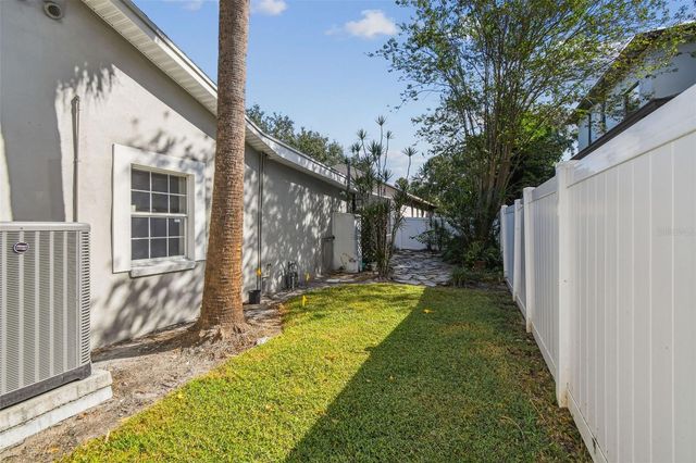 2 S TREASURE DRIVE, Tampa, FL 33609