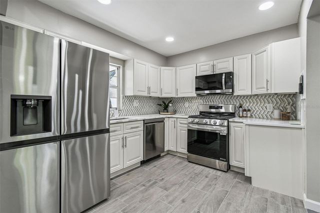 2 S TREASURE DRIVE, Tampa, FL 33609