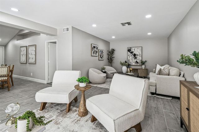 2 S TREASURE DRIVE, Tampa, FL 33609