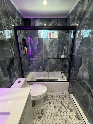 22 Irving Place, Danbury, CT 06810