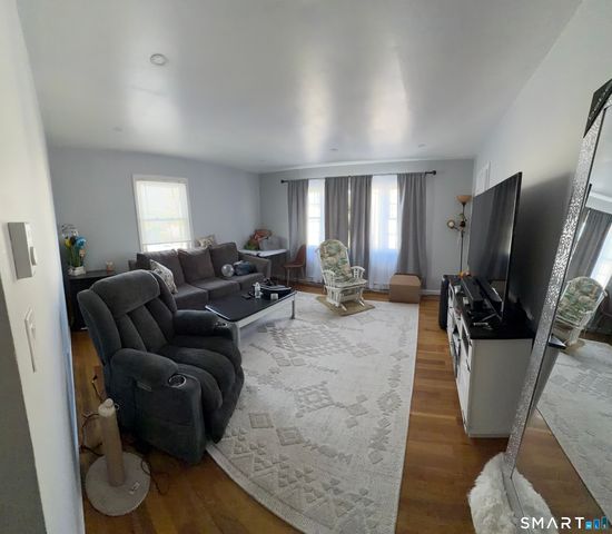 22 Irving Place, Danbury, CT 06810