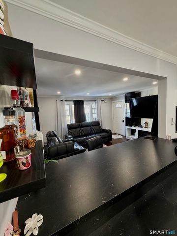 22 Irving Place, Danbury, CT 06810