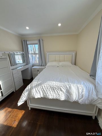 22 Irving Place, Danbury, CT 06810