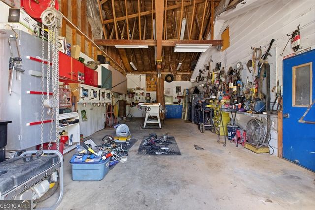 303 Mt View Clubhouse Road, Buchanan, GA 30113