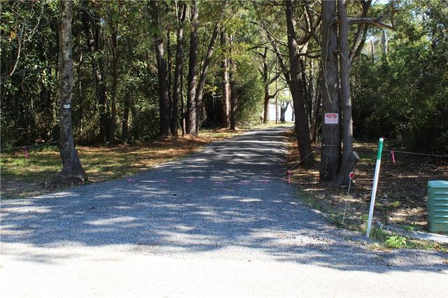 6789 Bay Road, Mobile, AL 36605