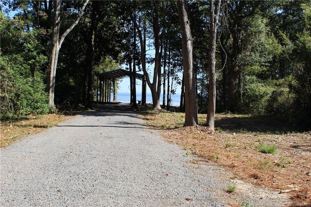 6789 Bay Road, Mobile, AL 36605