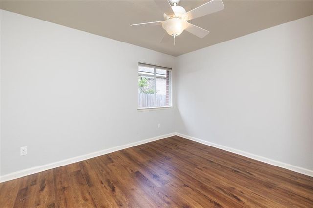 4526 Corran Ferry LOOP, Austin, TX 78749