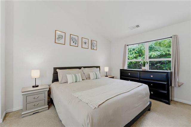 1524 Liberty Parkway NW, Atlanta, GA 30318