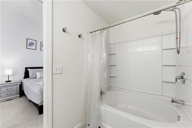 1524 Liberty Parkway NW, Atlanta, GA 30318