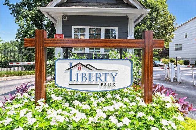 1524 Liberty Parkway NW, Atlanta, GA 30318