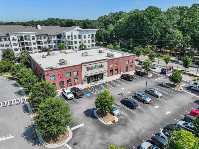 1524 Liberty Parkway NW, Atlanta, GA 30318