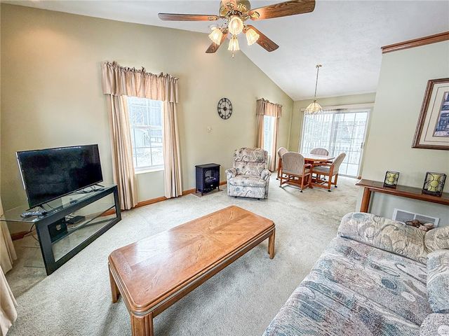 119 40th St, Twp Of But Nw, PA 16001