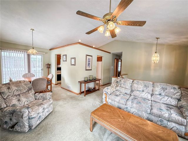 119 40th St, Twp Of But Nw, PA 16001