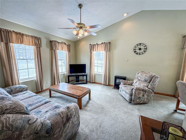 119 40th St, Twp Of But Nw, PA 16001