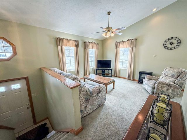 119 40th St, Twp Of But Nw, PA 16001