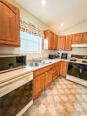 119 40th St, Twp Of But Nw, PA 16001