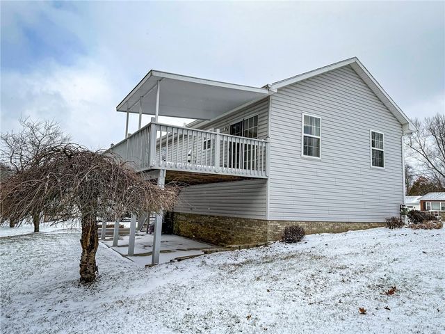 119 40th St, Twp Of But Nw, PA 16001