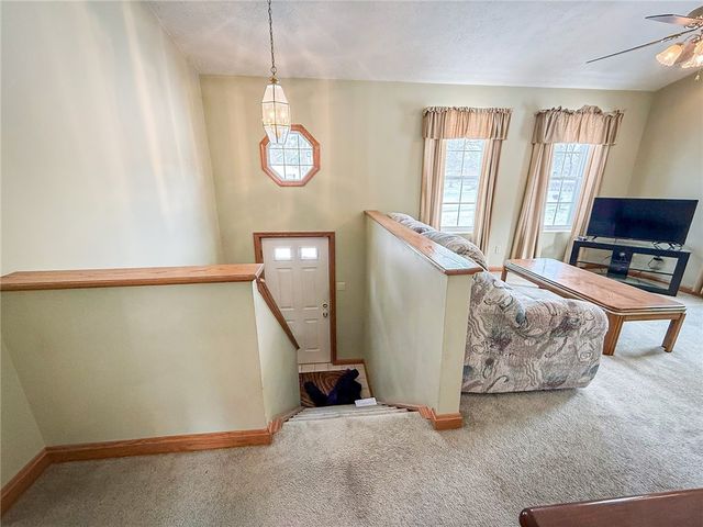 119 40th St, Twp Of But Nw, PA 16001