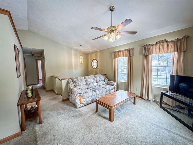 119 40th St, Twp Of But Nw, PA 16001