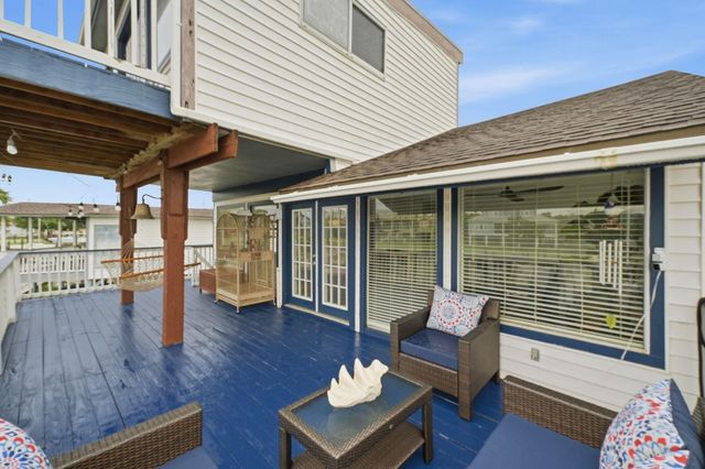 22 Tindel Street, Kemah, TX 77565