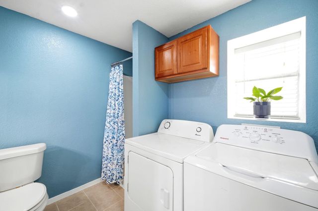 22 Tindel Street, Kemah, TX 77565