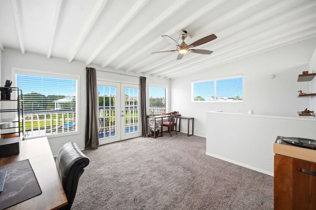 22 Tindel Street, Kemah, TX 77565