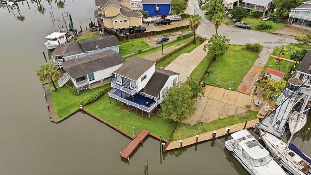 22 Tindel Street, Kemah, TX 77565