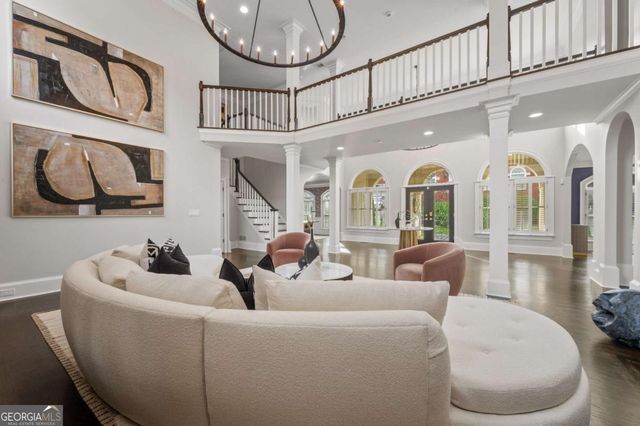 2204 Iron Gate Drive SE, Smyrna, GA 30080