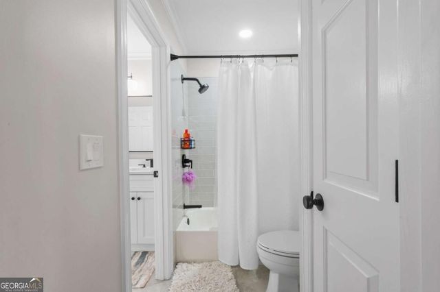 2204 Iron Gate Drive SE, Smyrna, GA 30080