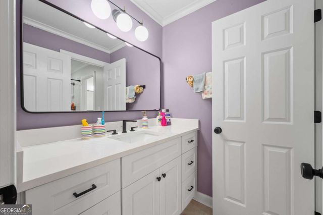 2204 Iron Gate Drive SE, Smyrna, GA 30080