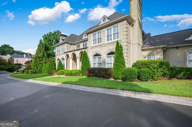 2204 Iron Gate Drive SE, Smyrna, GA 30080