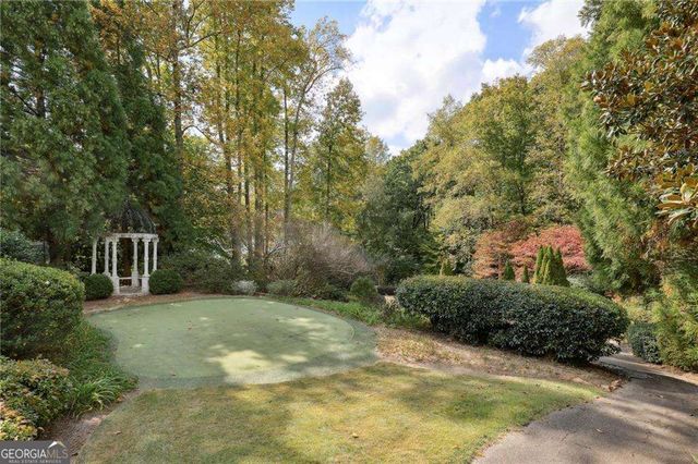2204 Iron Gate Drive SE, Smyrna, GA 30080