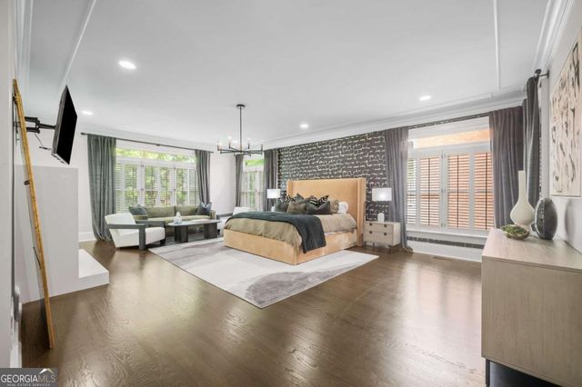 2204 Iron Gate Drive SE, Smyrna, GA 30080