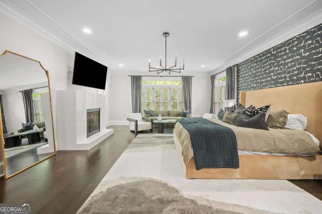 2204 Iron Gate Drive SE, Smyrna, GA 30080