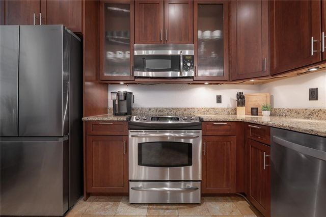 709 MAINSAIL DRIVE 709, Tampa, FL 33602