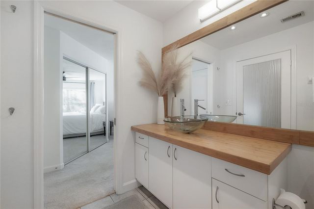 709 MAINSAIL DRIVE 709, Tampa, FL 33602